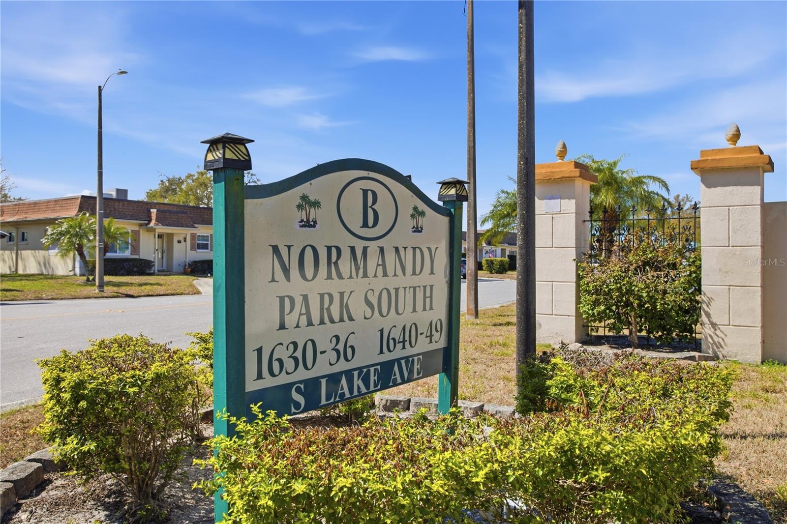 Image 2 of 44 For 1636 Lake Avenue 1