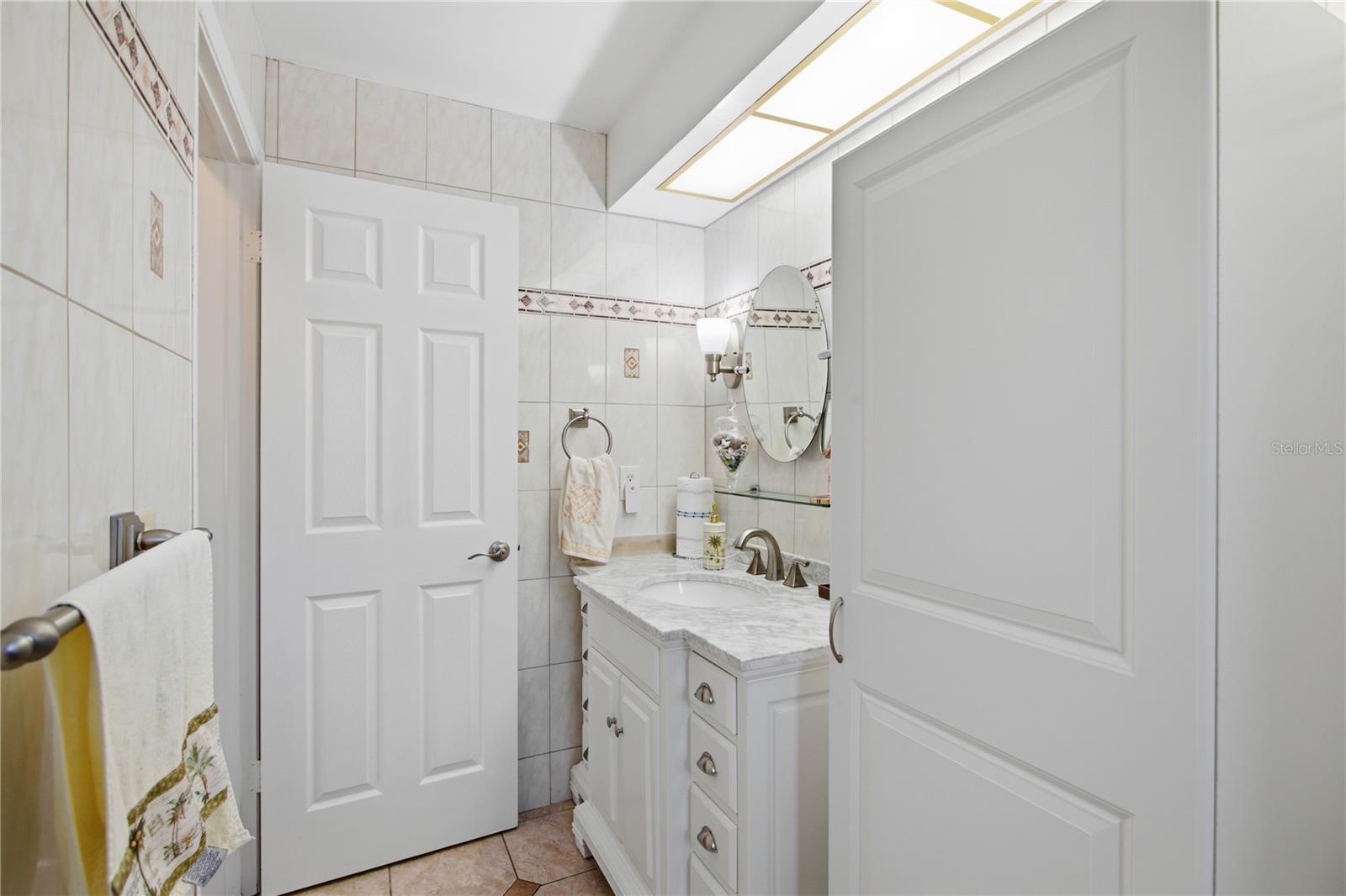 Image 35 of 44 For 1636 Lake Avenue 1