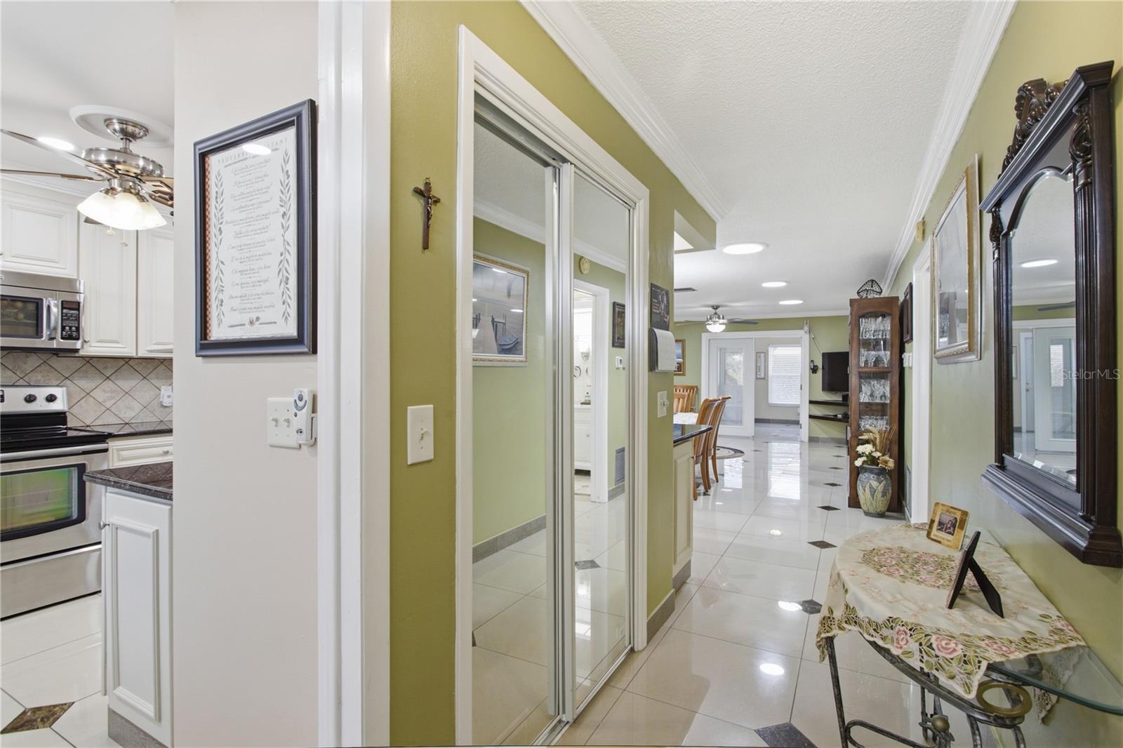 Image 37 of 44 For 1636 Lake Avenue 1