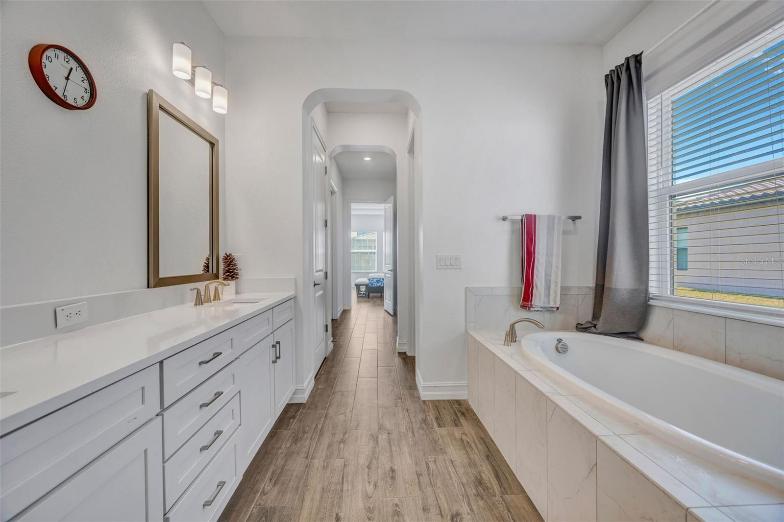 Image 24 of 50 For 6167 Marsh Trail Drive