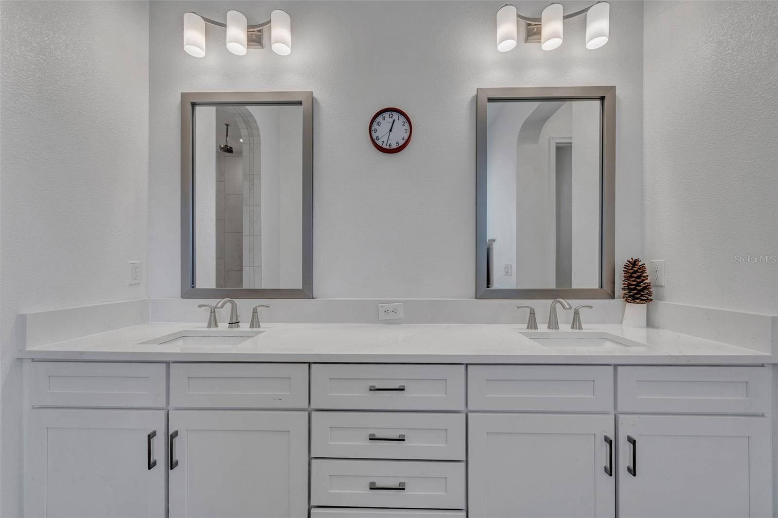 Image 26 of 50 For 6167 Marsh Trail Drive