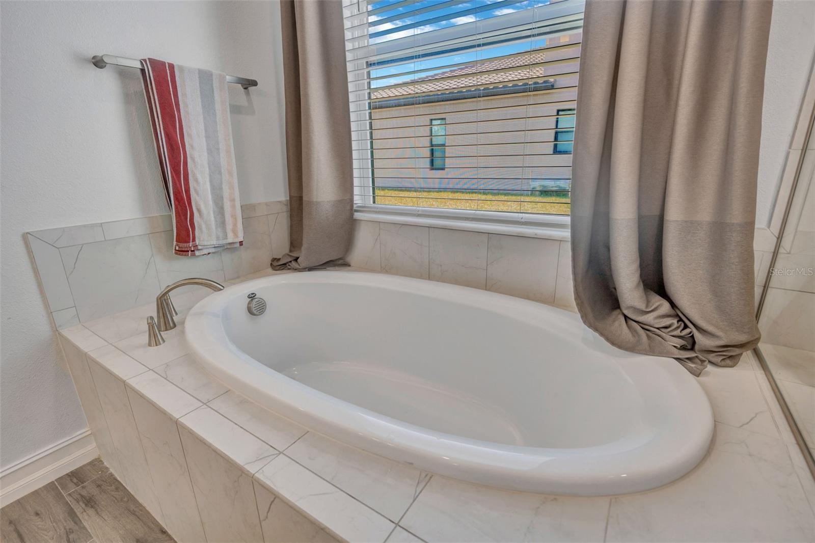 Image 28 of 50 For 6167 Marsh Trail Drive