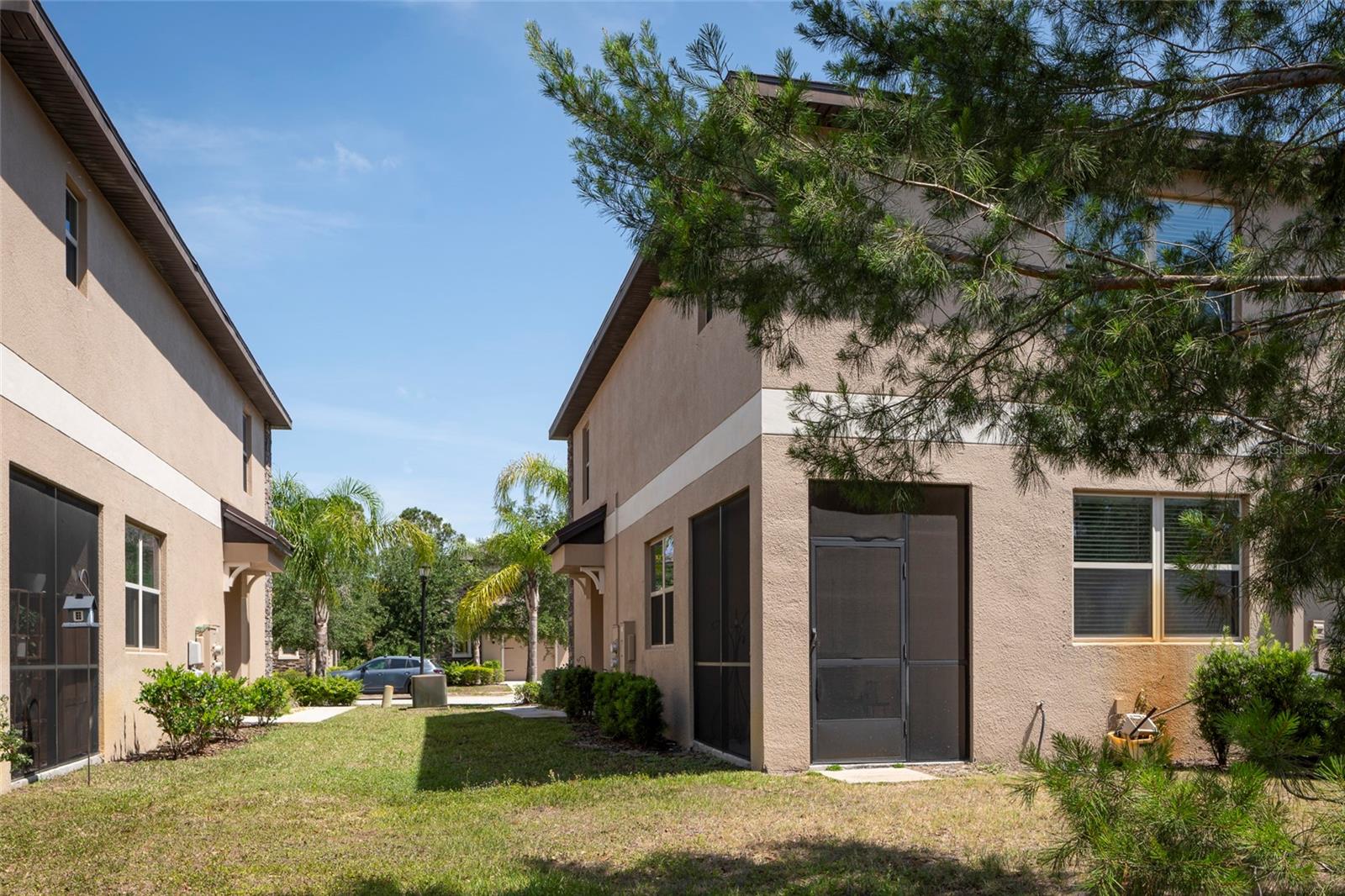 Image 7 of 31 For 11704 Castine Street