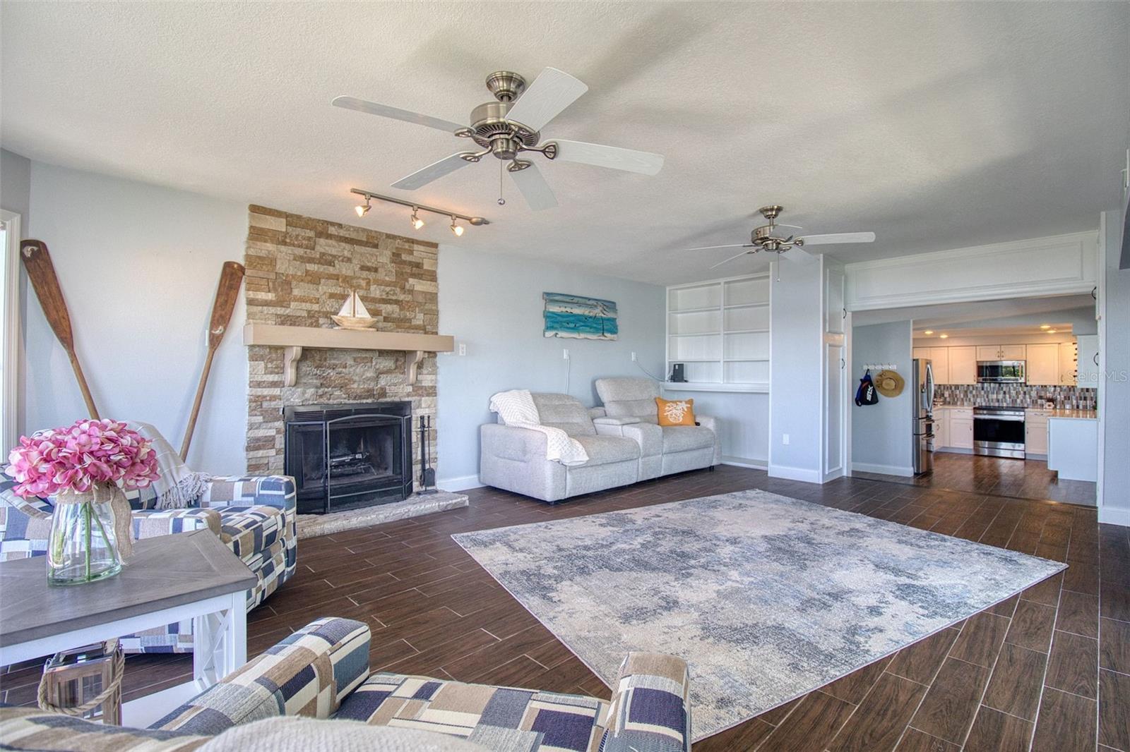 Image 16 of 67 For 322 10th Avenue