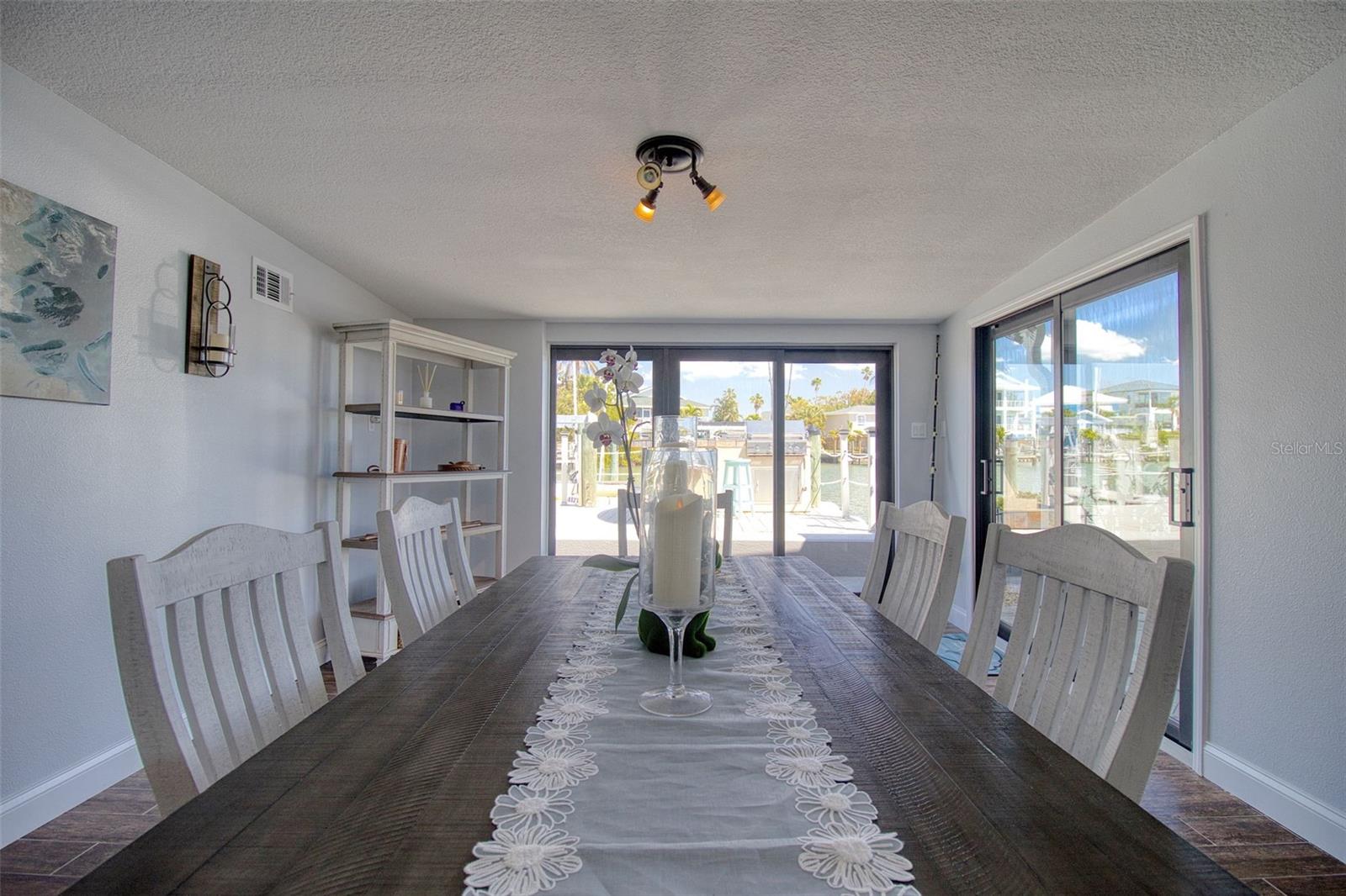 Image 23 of 67 For 322 10th Avenue