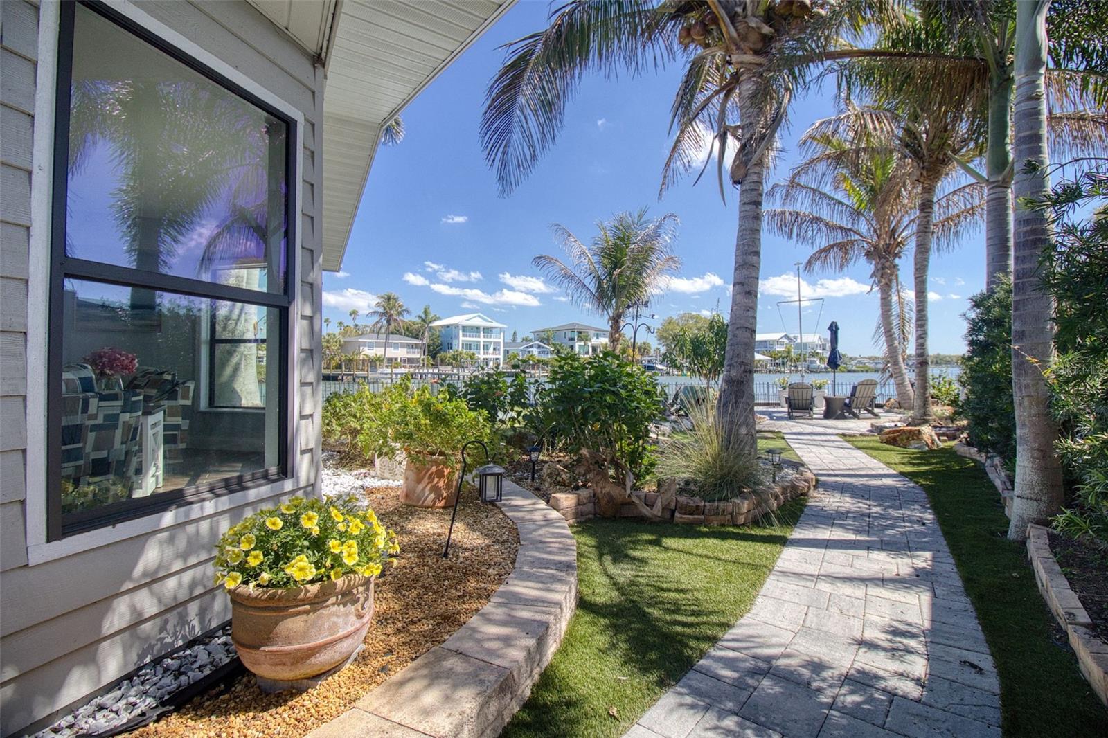 Image 37 of 67 For 322 10th Avenue