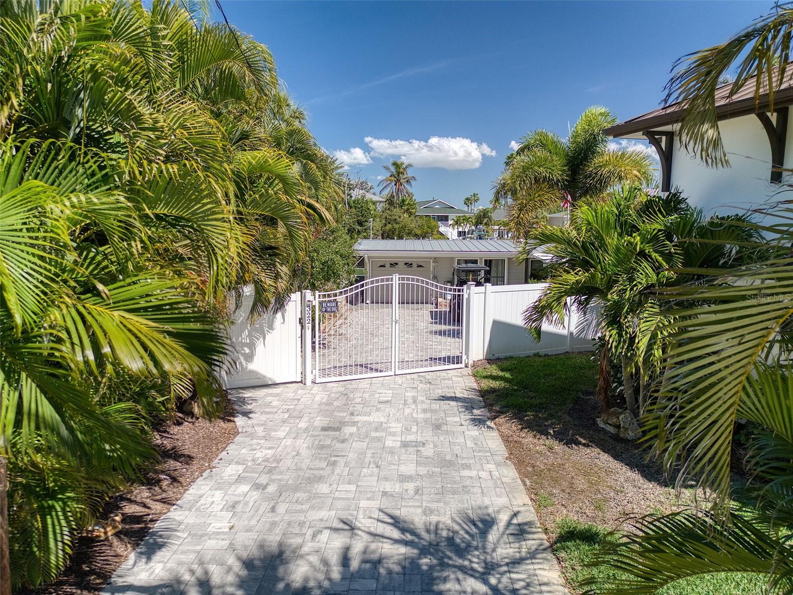 Image 7 of 67 For 322 10th Avenue