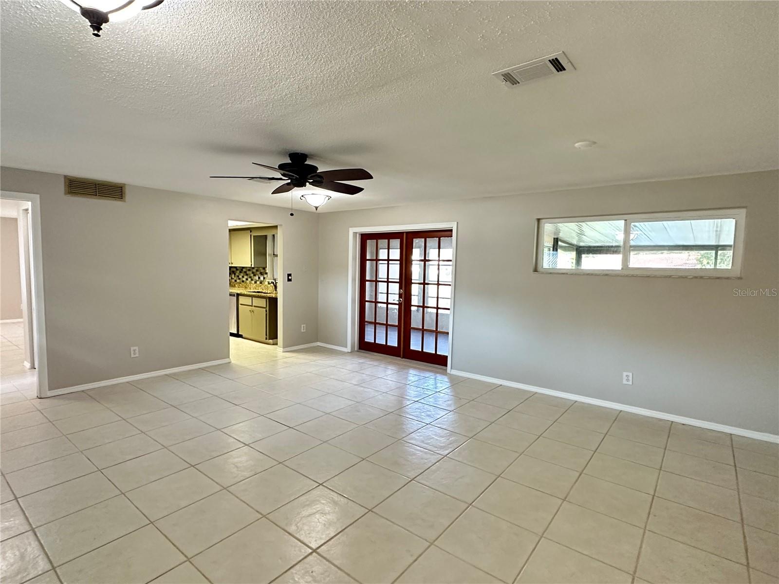 Image 7 of 32 For 2049 Sandpiper Drive