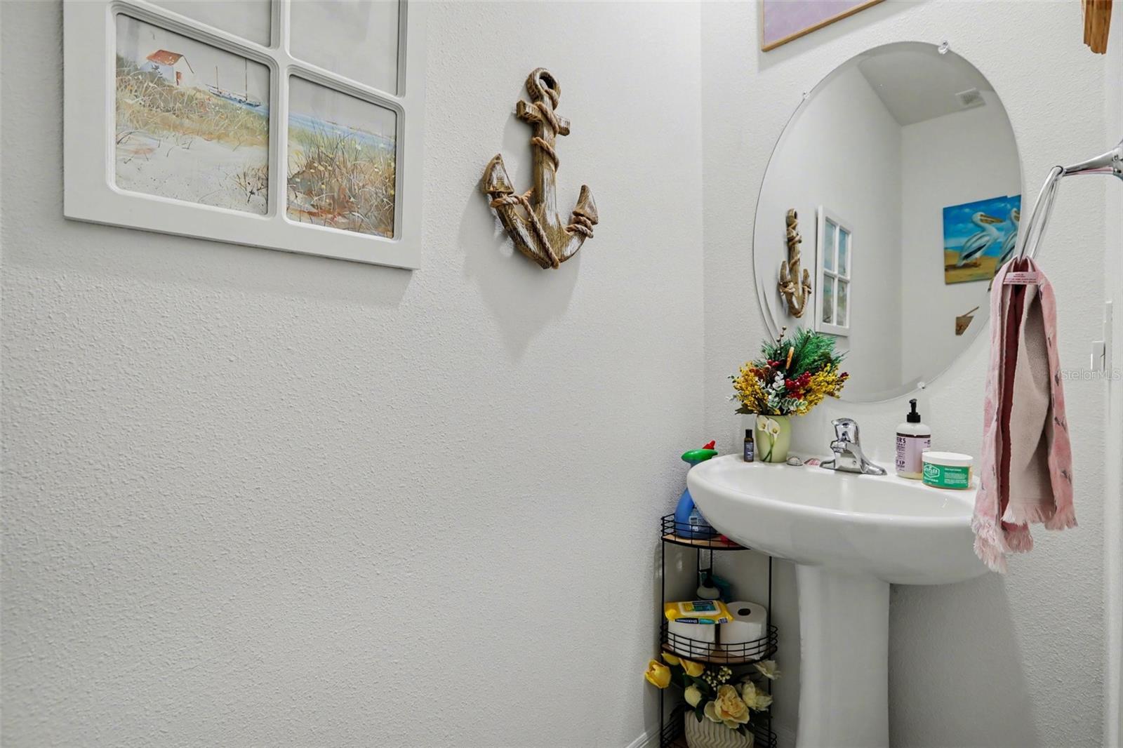 Image 10 of 26 For 17518 Crescent Moon Loop