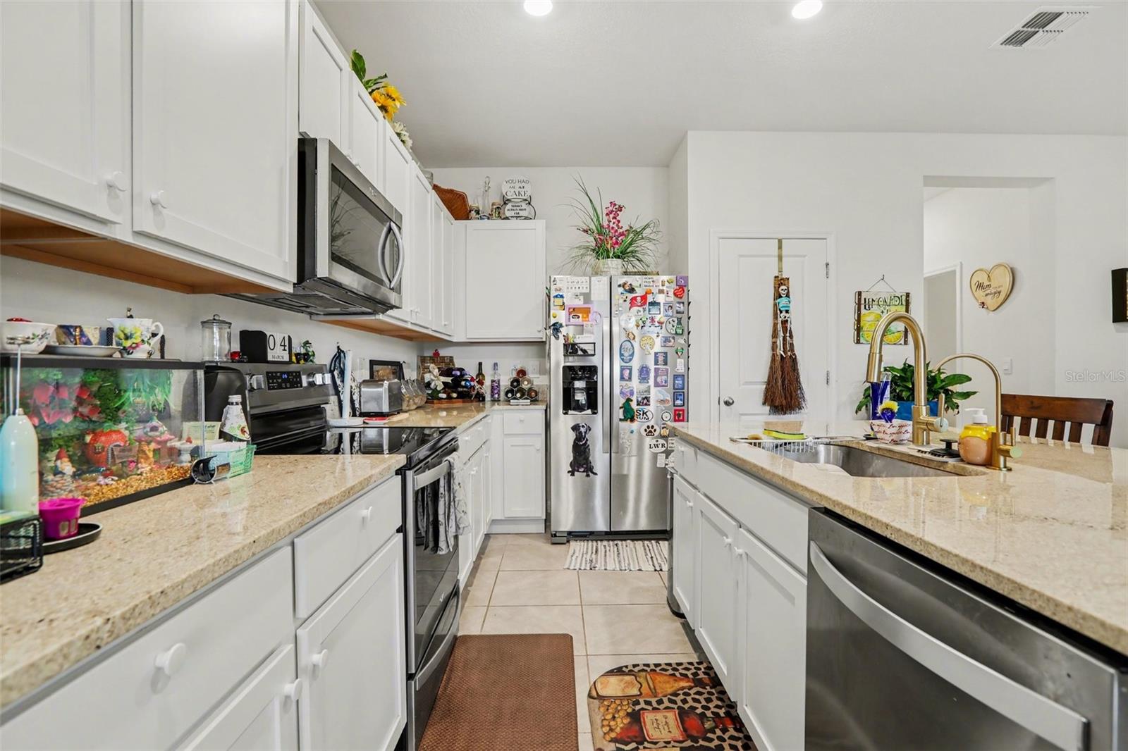 Image 8 of 26 For 17518 Crescent Moon Loop