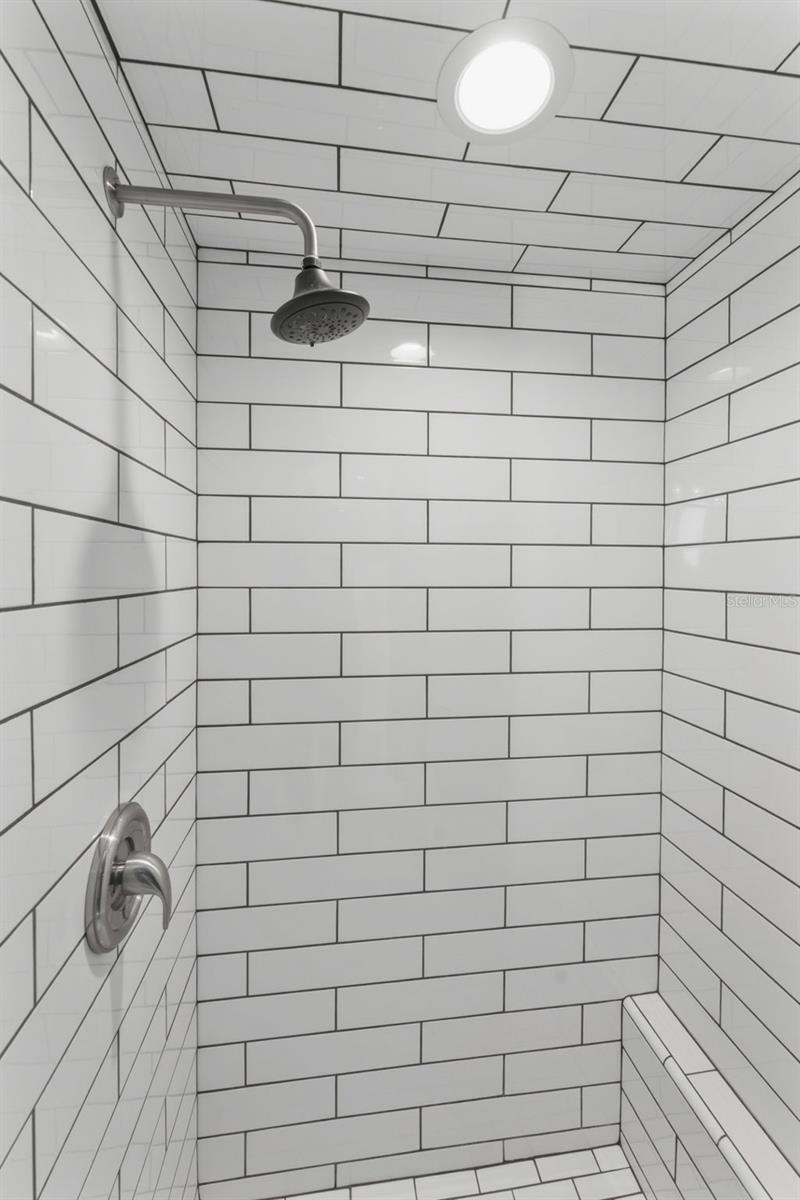 Image 25 of 47 For 3025 Key Harbor Drive