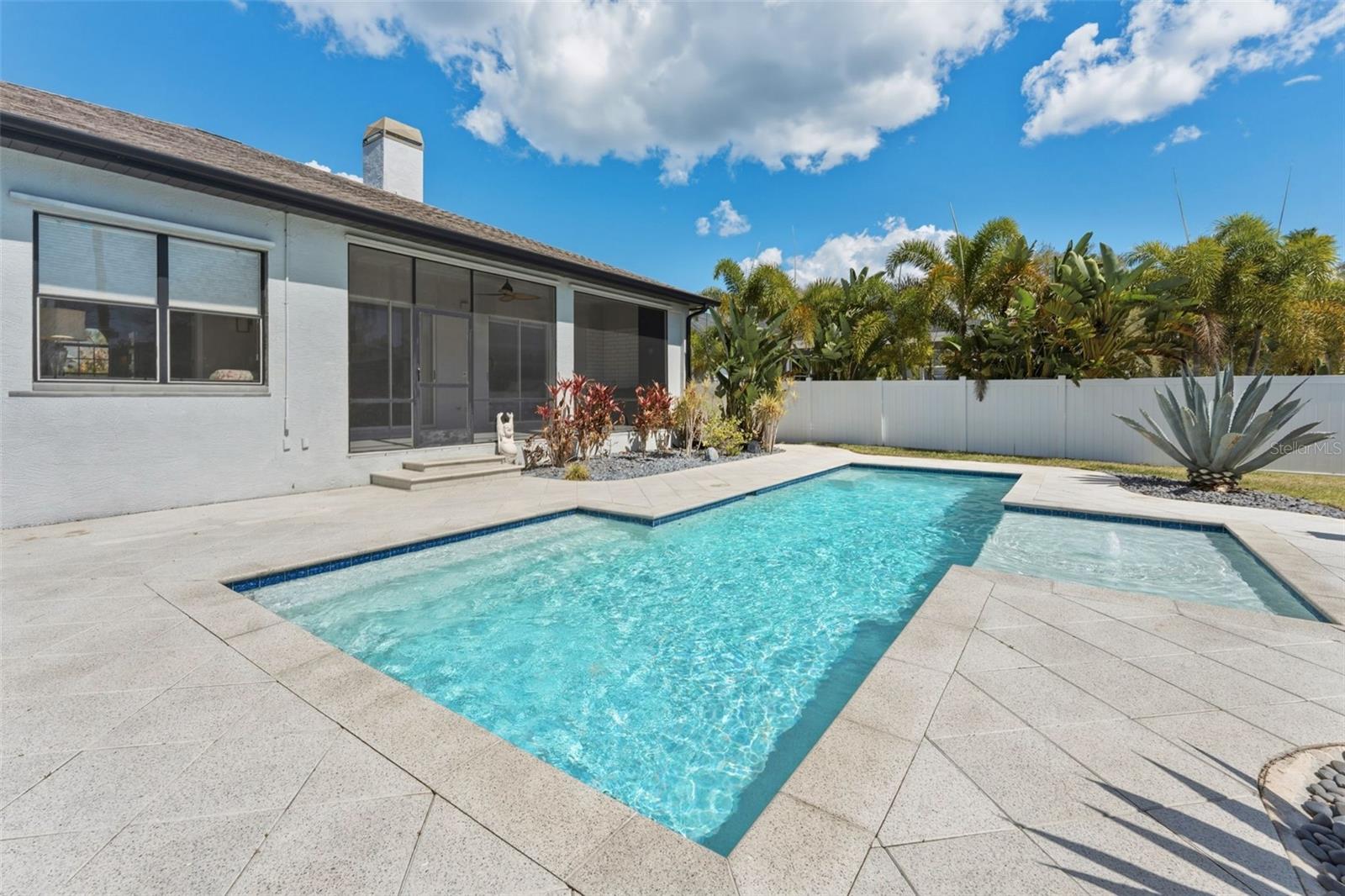 Image 37 of 47 For 3025 Key Harbor Drive