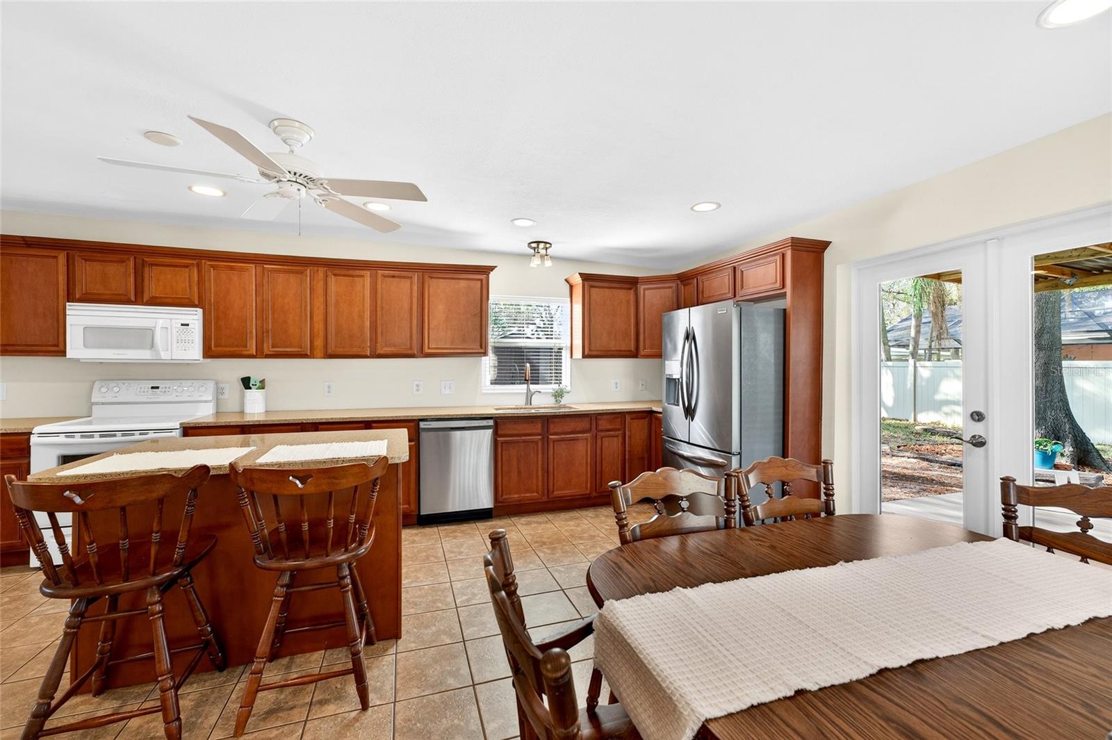 Image 11 of 61 For 4419 Iowa Avenue