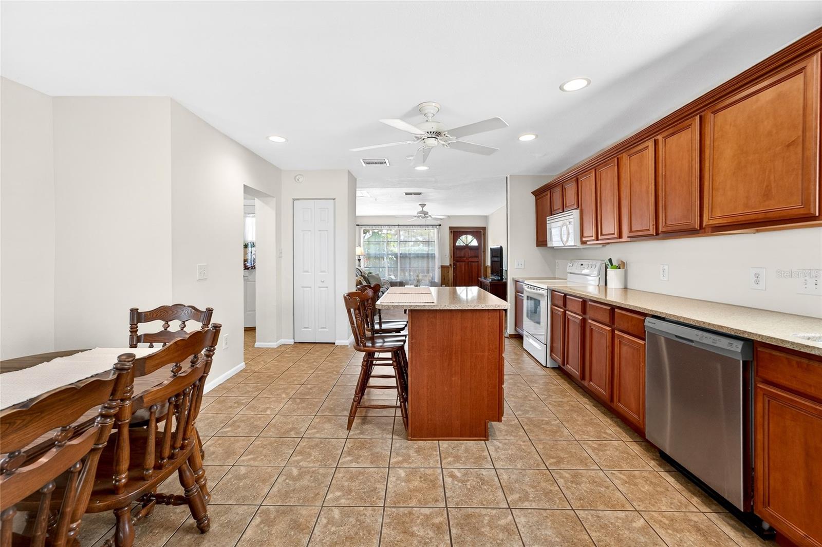 Image 12 of 61 For 4419 Iowa Avenue