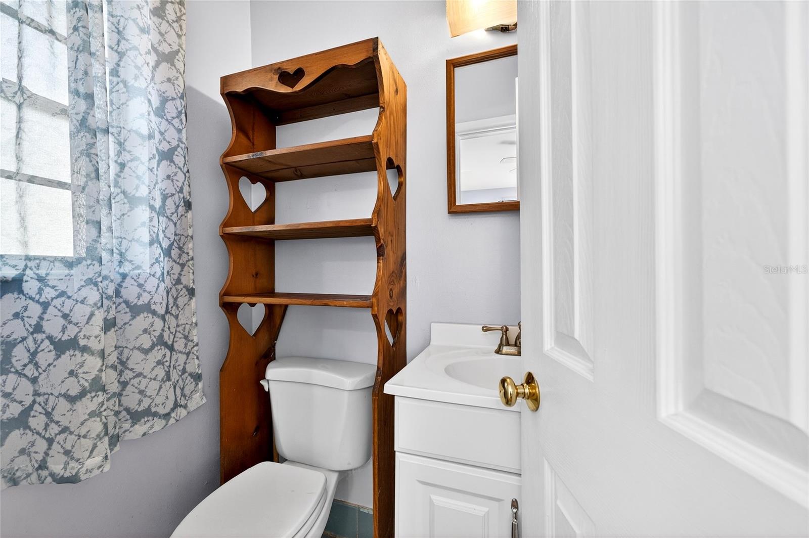 Image 20 of 61 For 4419 Iowa Avenue