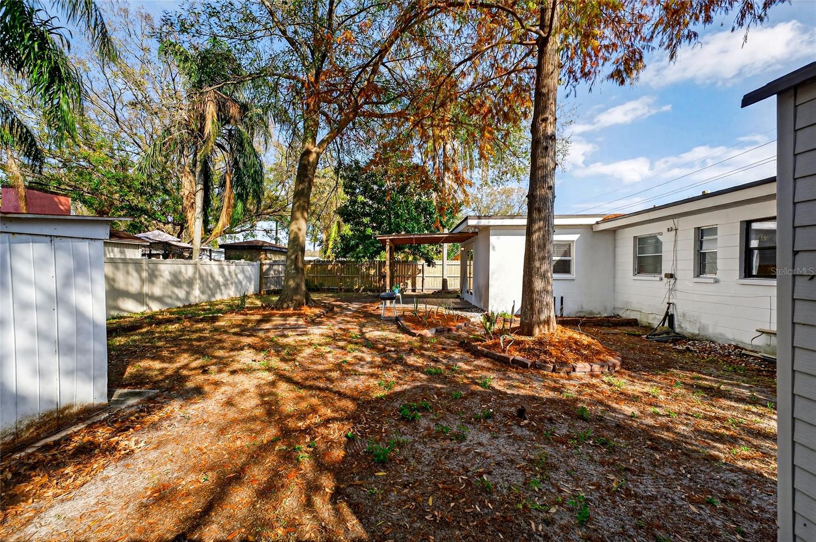 Image 41 of 61 For 4419 Iowa Avenue