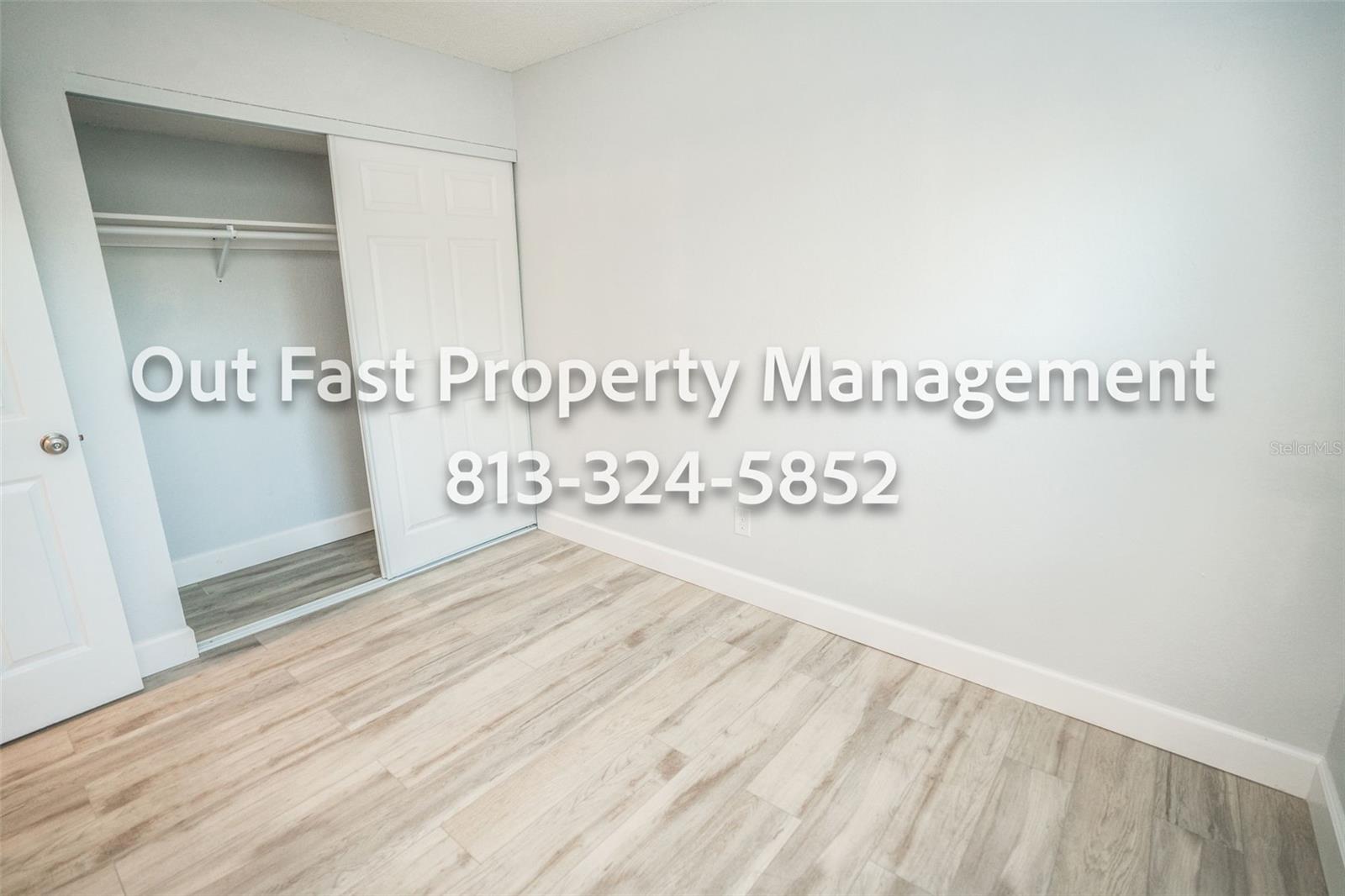 Image 17 of 25 For 11312 52nd Street B17