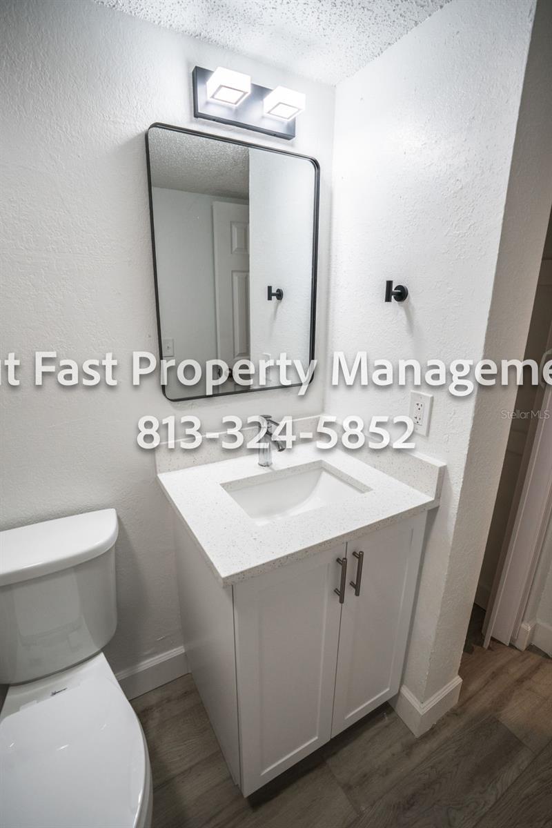 Image 19 of 25 For 11312 52nd Street B17