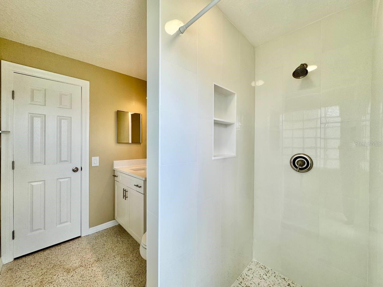 Image 20 of 42 For 4121 Headsail Drive