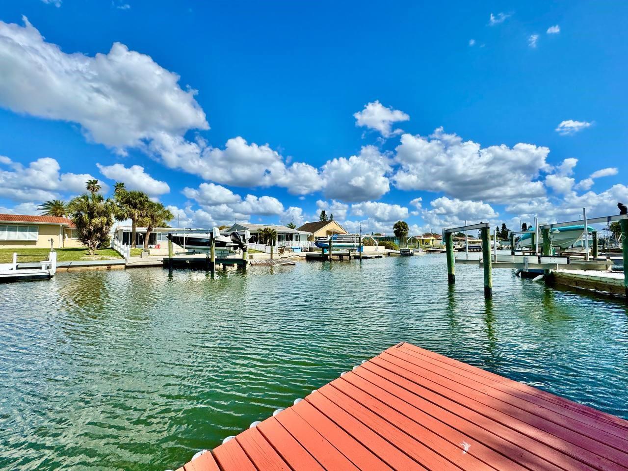 Image 41 of 42 For 4121 Headsail Drive