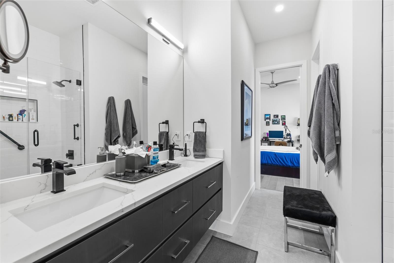 Image 35 of 48 For 3301 Paul Avenue