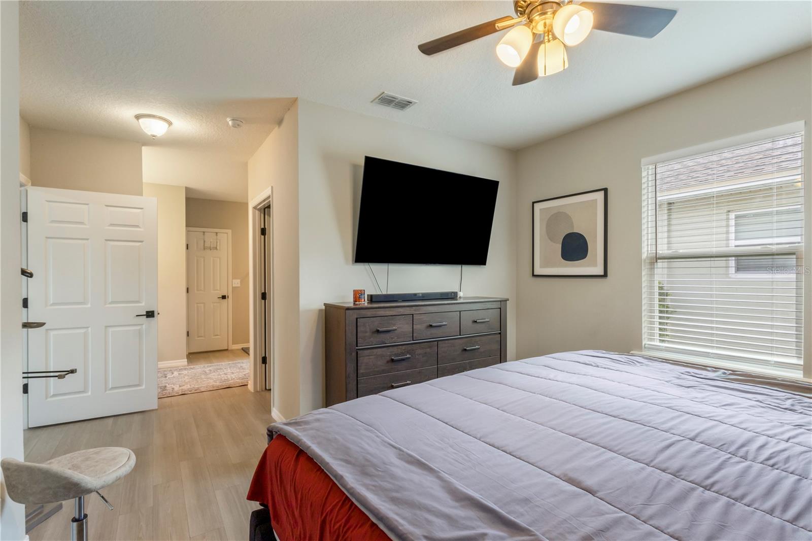 Image 10 of 25 For 305 9th Street