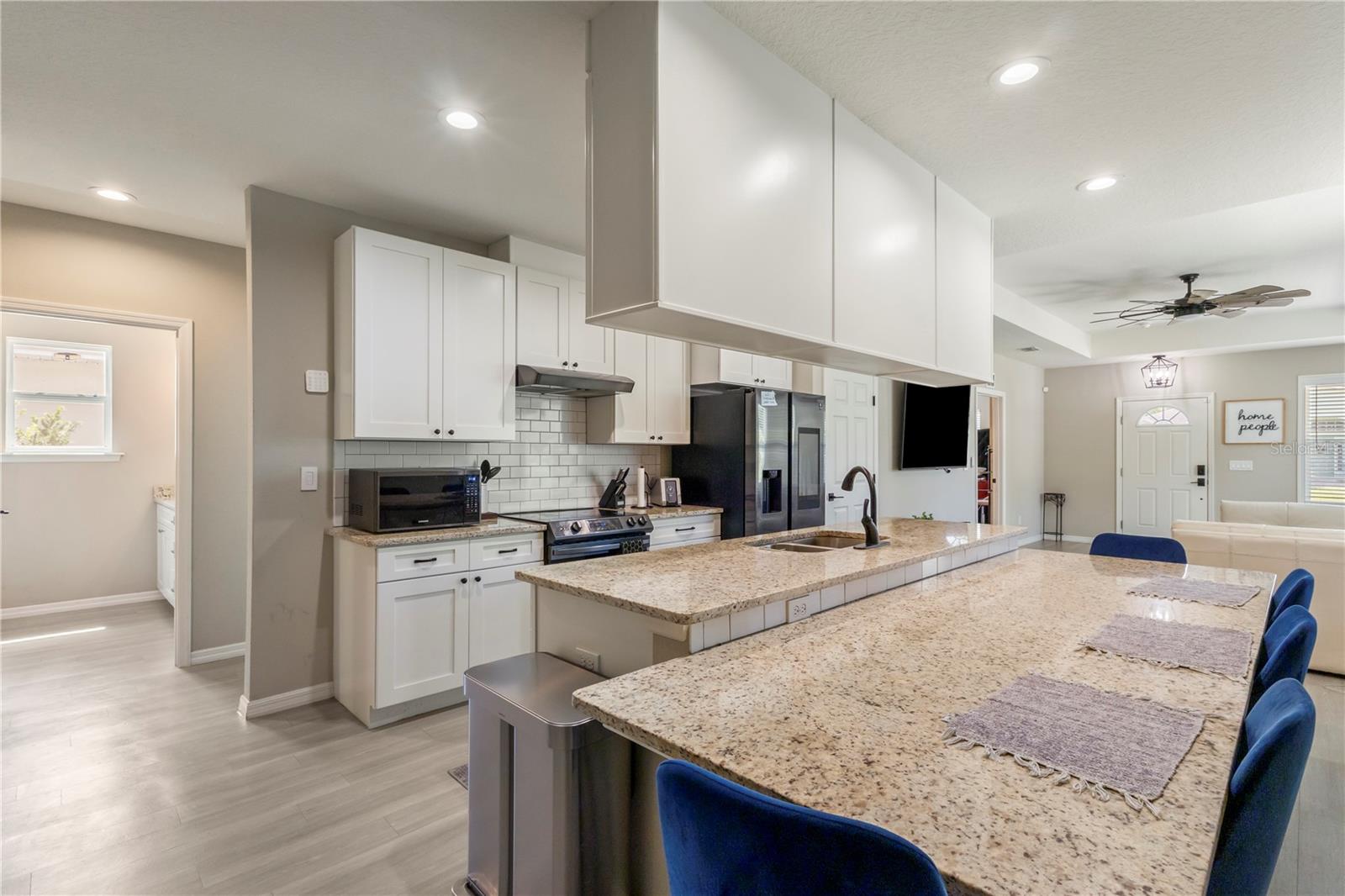 Image 15 of 25 For 305 9th Street