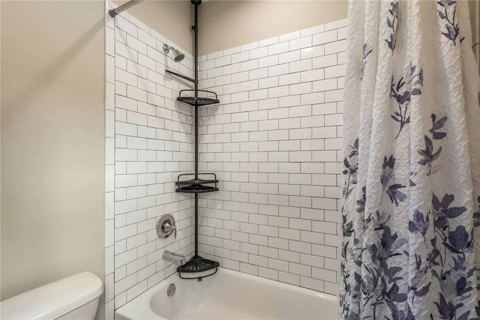 Image 20 of 25 For 305 9th Street