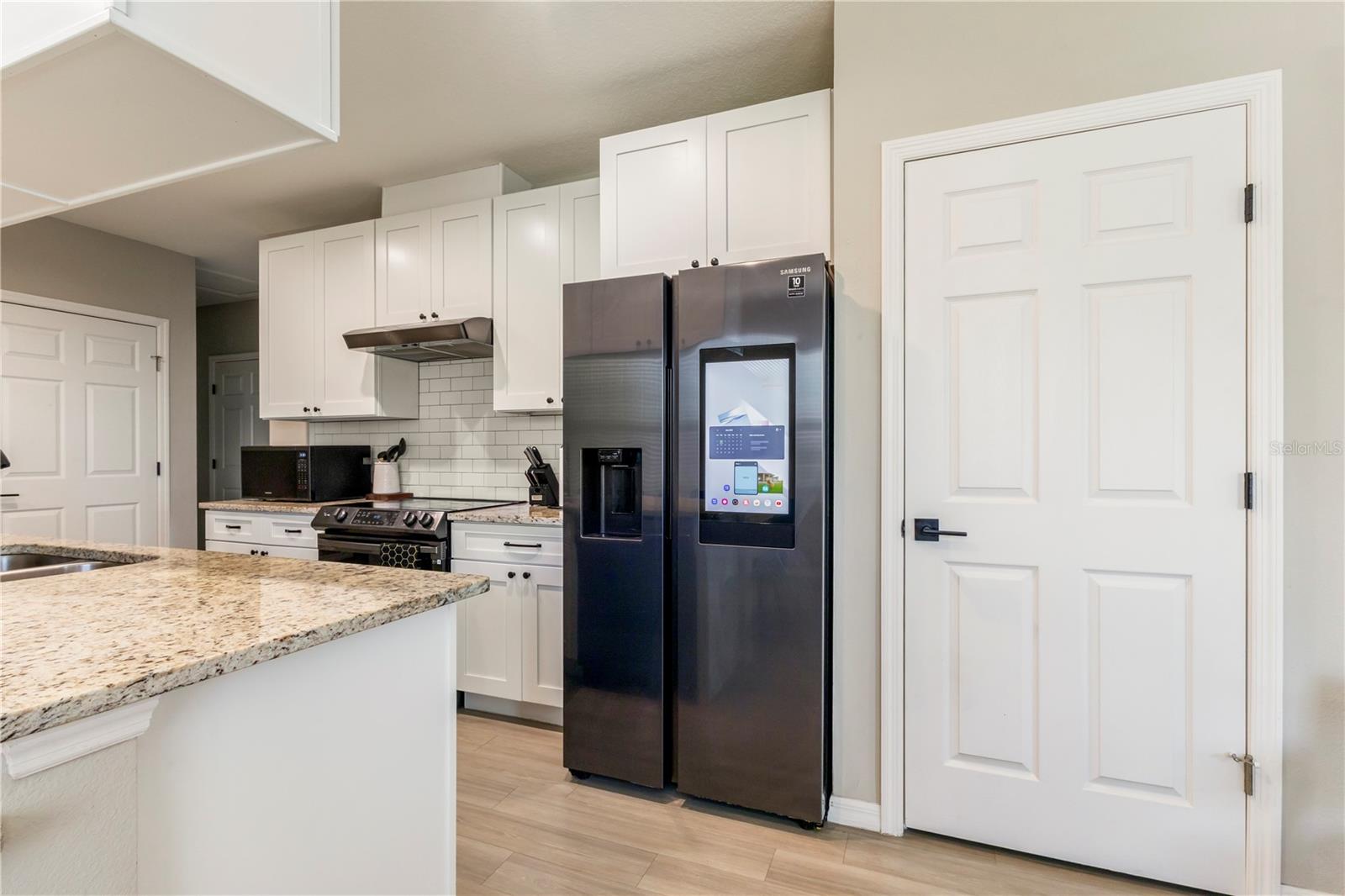 Image 8 of 25 For 305 9th Street