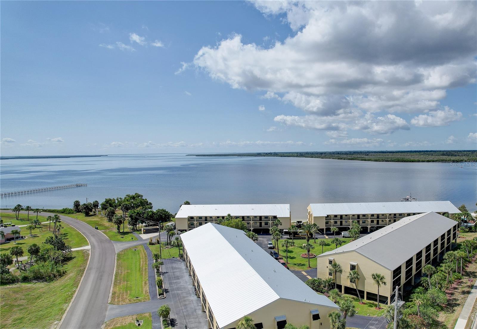 Image 44 of 61 For 14459 River Beach Drive 104