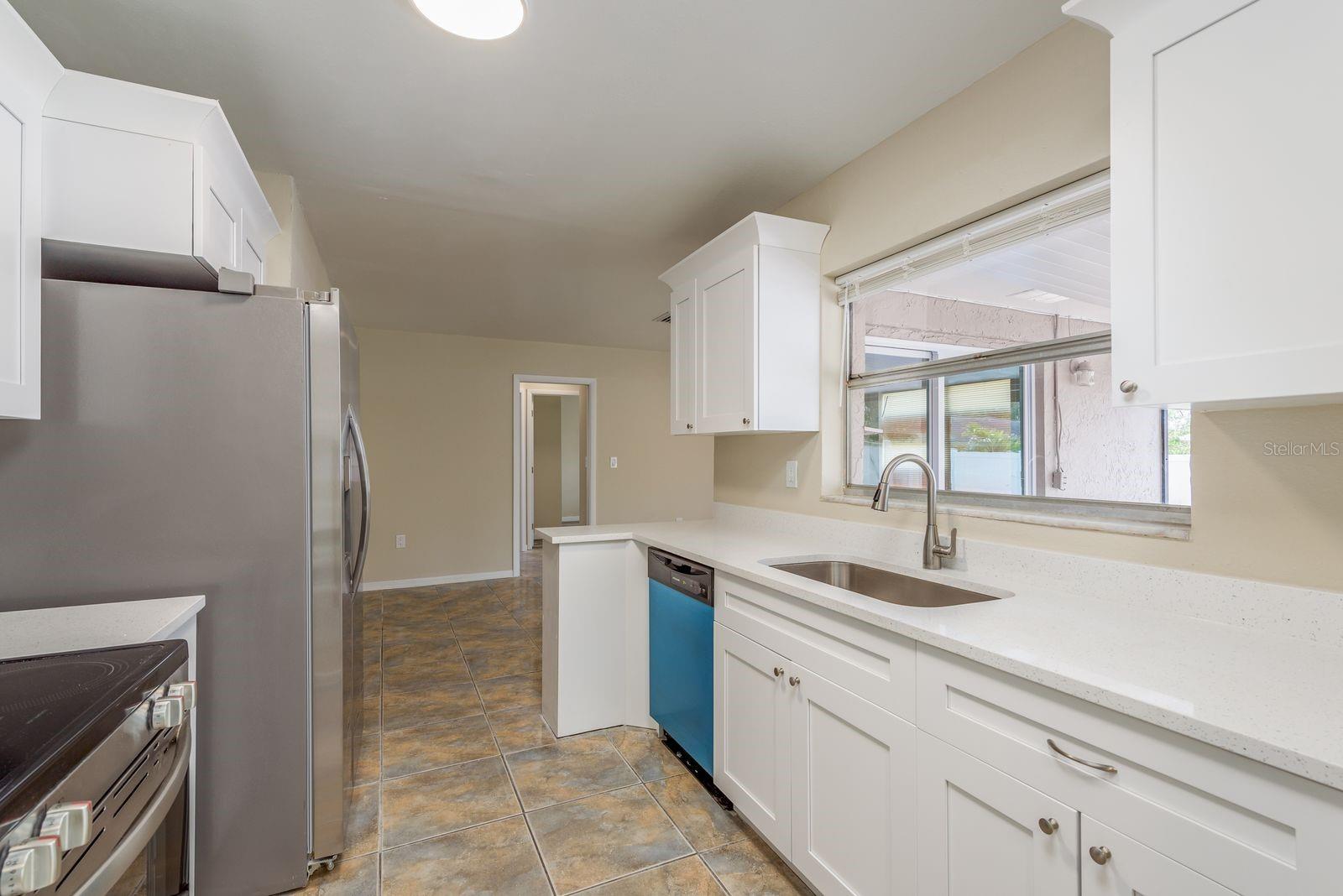 Image 17 of 32 For 2977 Palmetto Court