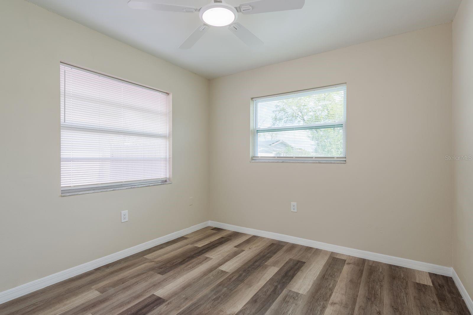 Image 23 of 32 For 2977 Palmetto Court