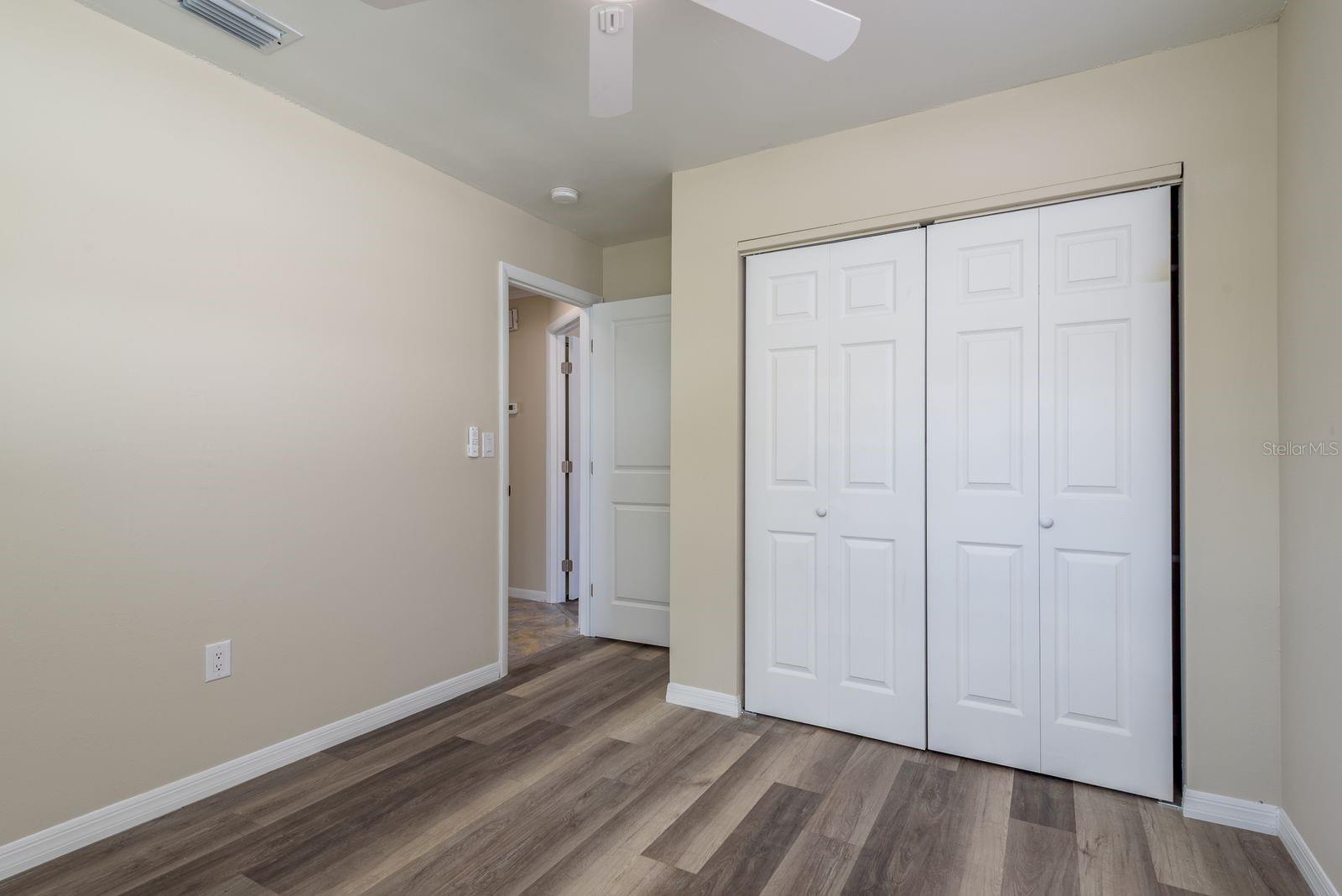 Image 24 of 32 For 2977 Palmetto Court