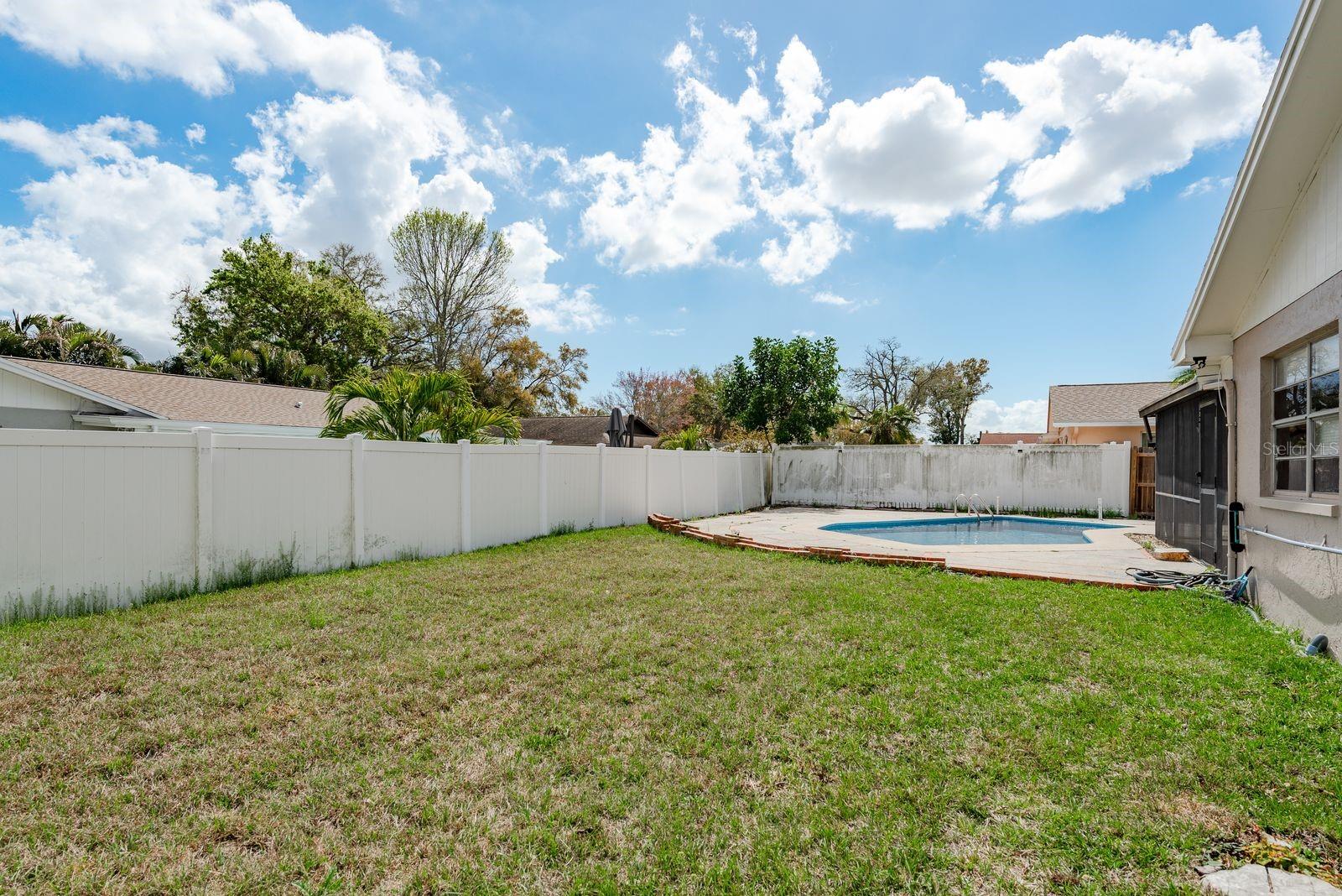 Image 32 of 32 For 2977 Palmetto Court