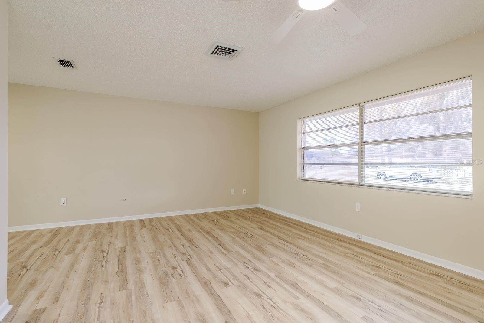 Image 6 of 32 For 2977 Palmetto Court