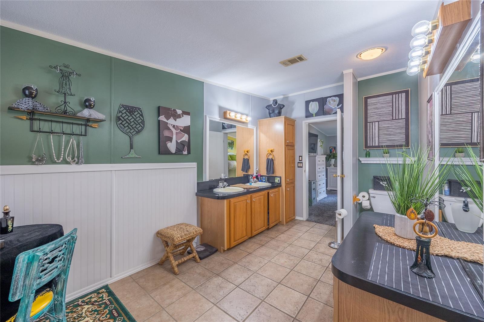 Image 43 of 69 For 8144 Weatherford Avenue