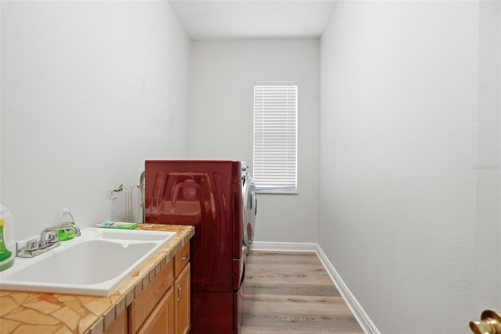 Image 32 of 43 For 13464 Satinwood Court