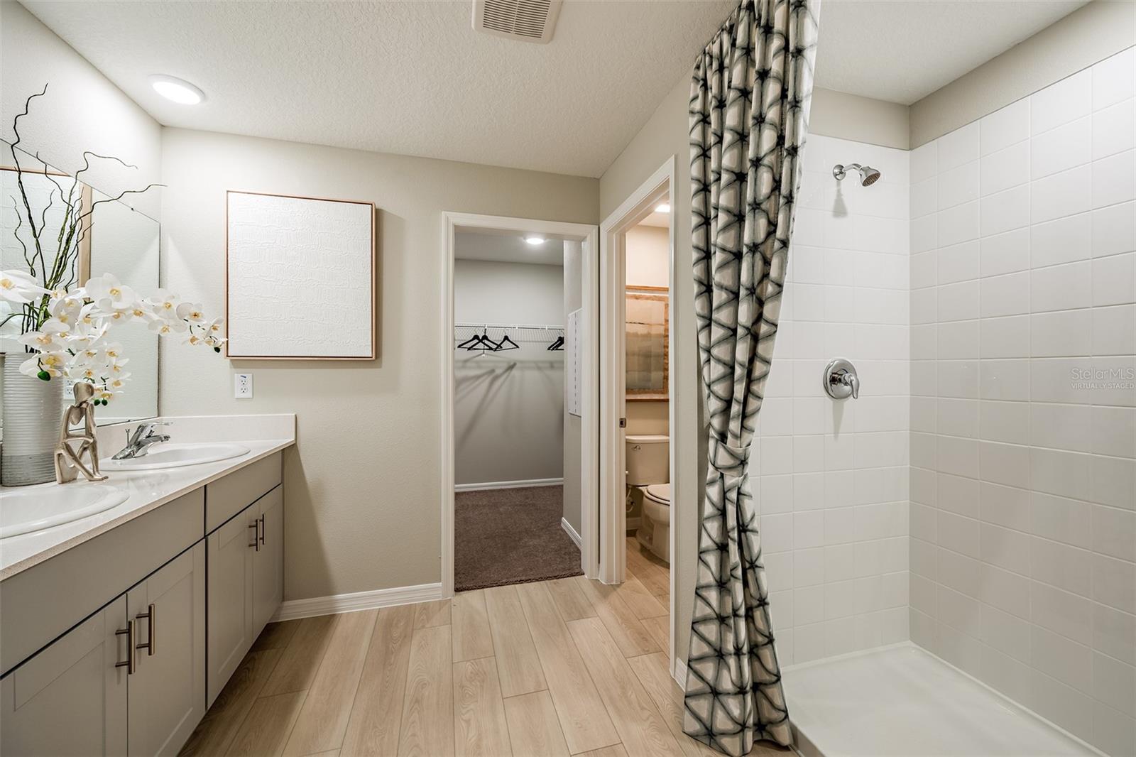 Image 17 of 18 For 4196 River Beacon Boulevard