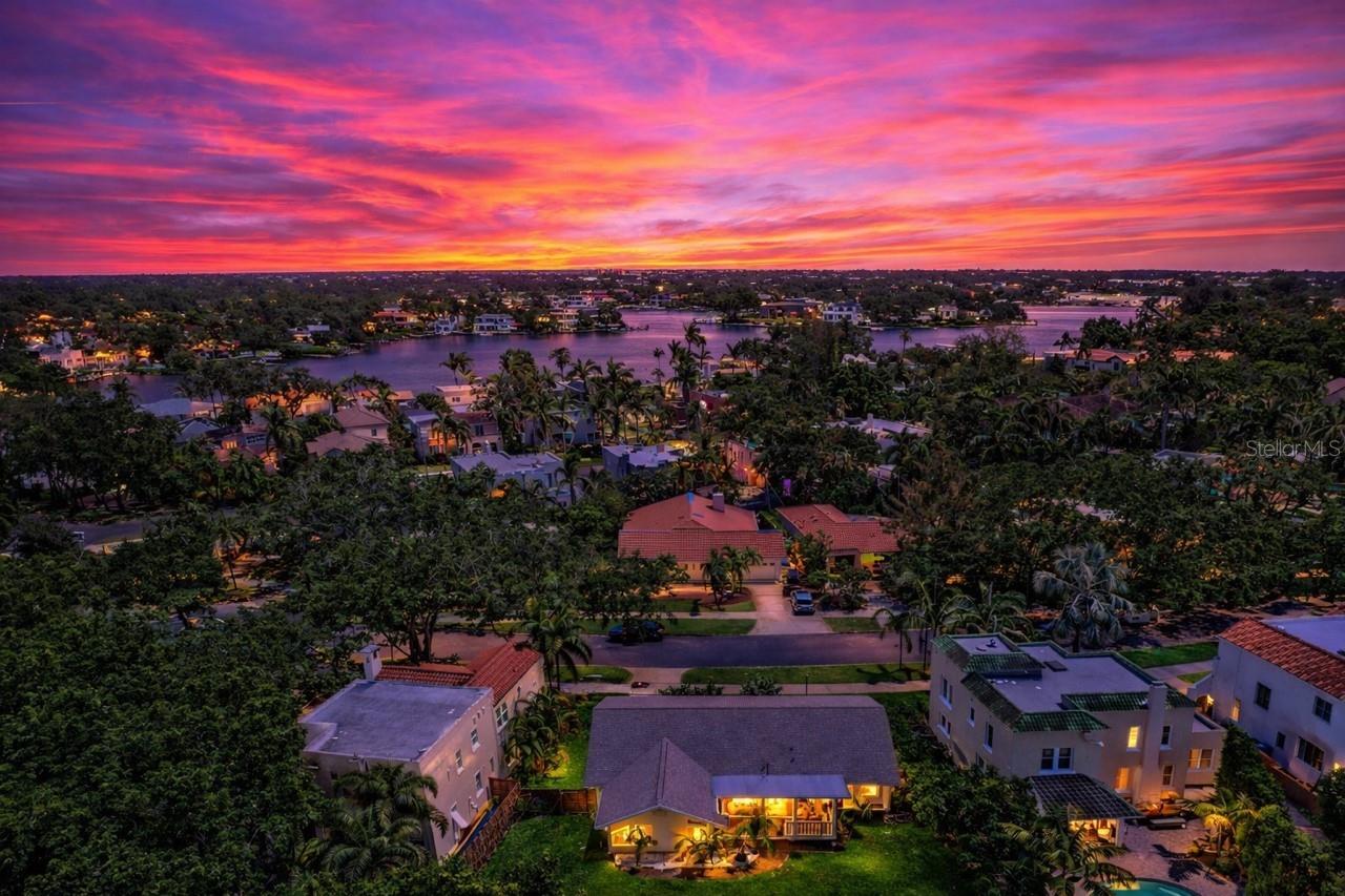 Image 2 of 25 For 2400 Andalusia Way Ne