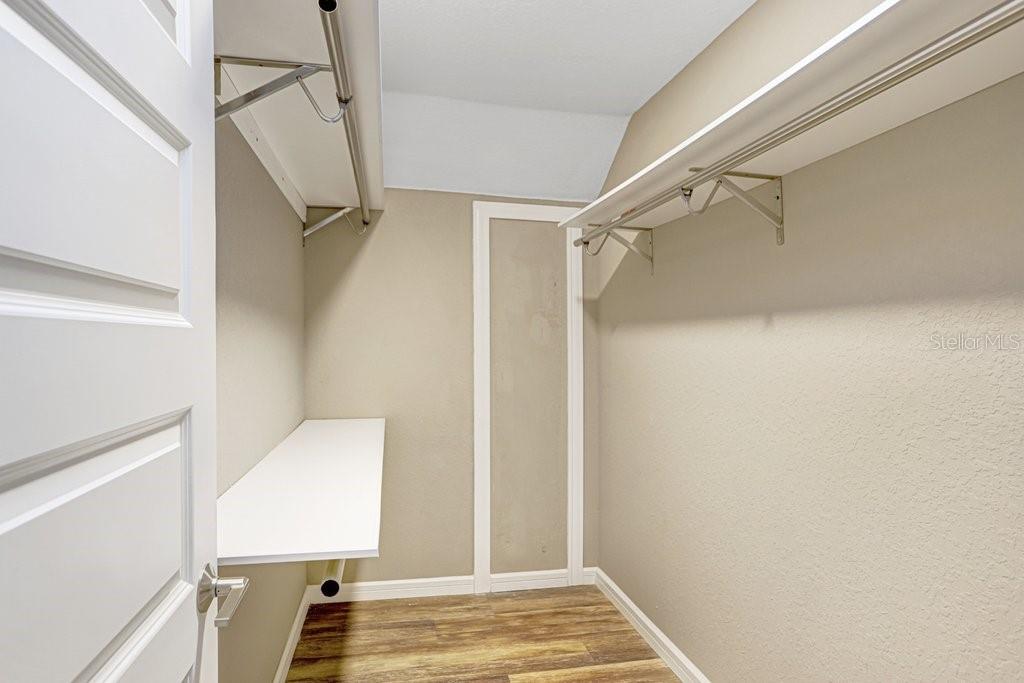 Image 36 of 77 For 14224 Lorraine Court