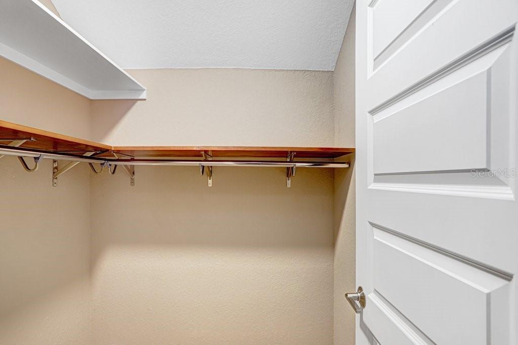 Image 41 of 77 For 14224 Lorraine Court