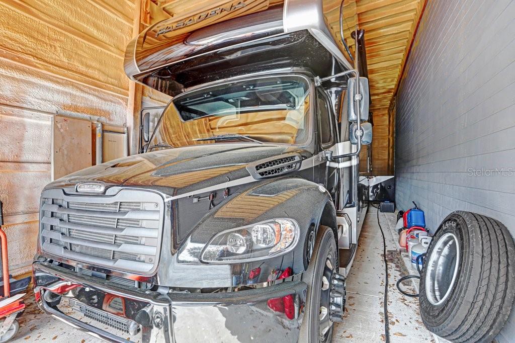 Image 58 of 77 For 14224 Lorraine Court