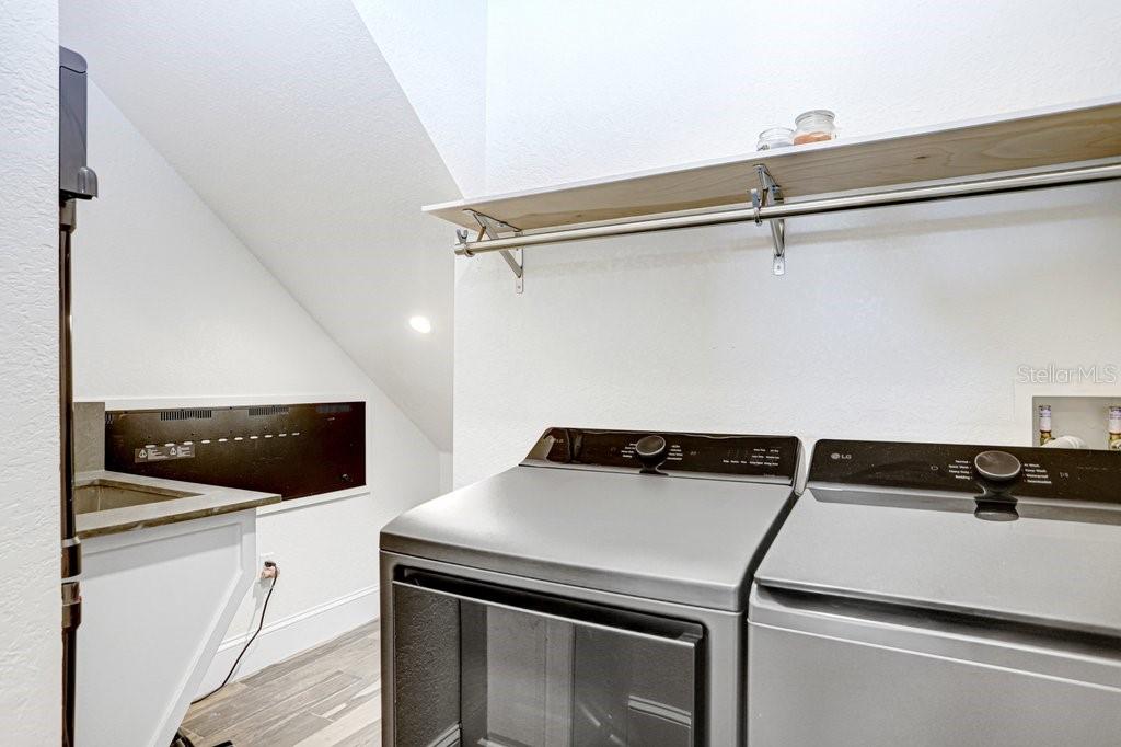 Image 59 of 77 For 14224 Lorraine Court