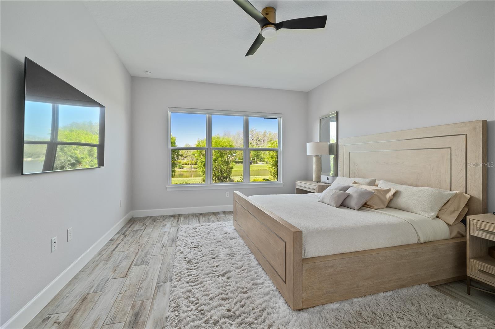 Image 21 of 48 For 11414 Juglans Drive