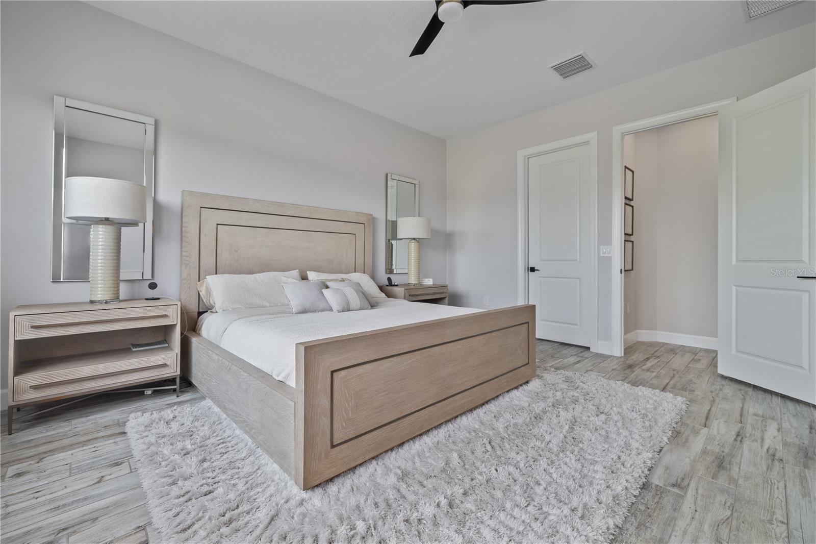 Image 23 of 48 For 11414 Juglans Drive