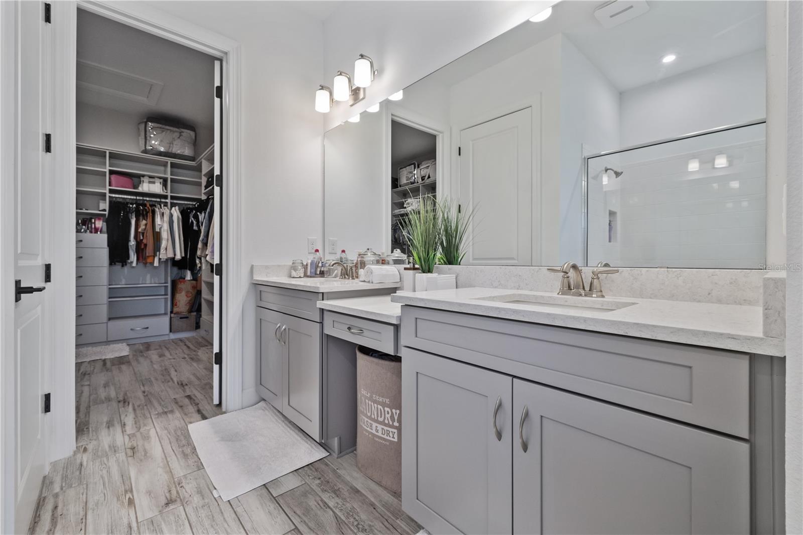 Image 25 of 48 For 11414 Juglans Drive