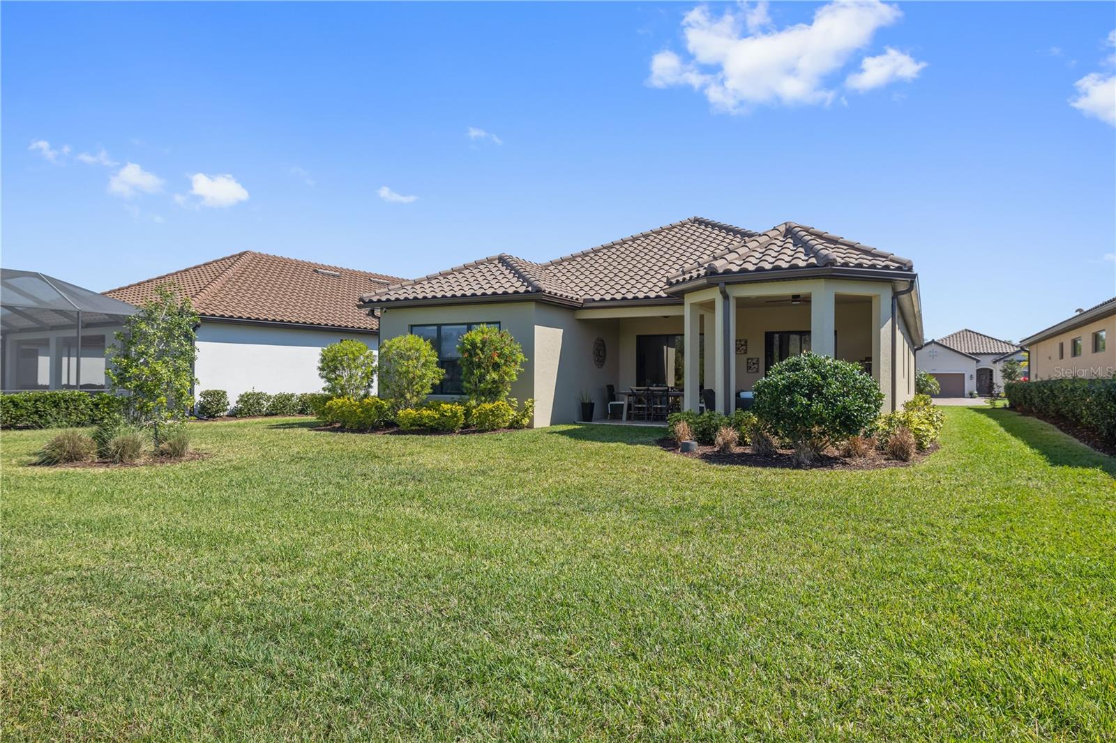 Image 33 of 48 For 11414 Juglans Drive