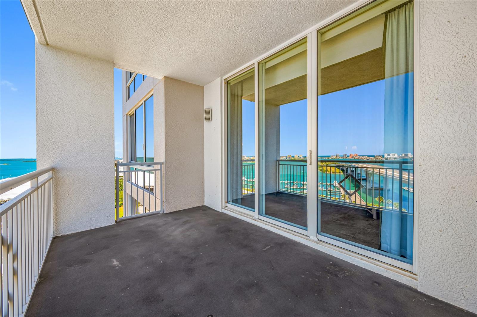 Image 17 of 78 For 331 Cleveland Street 1204