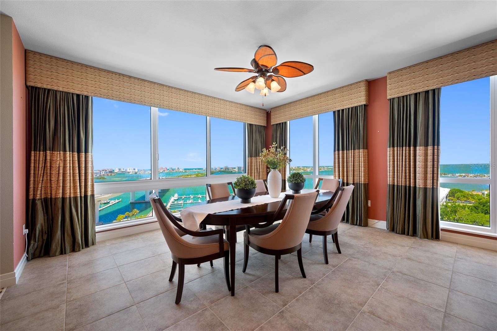 Image 20 of 78 For 331 Cleveland Street 1204