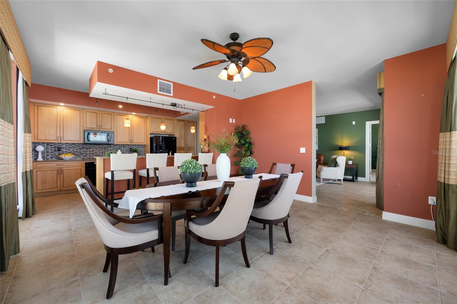 Image 22 of 78 For 331 Cleveland Street 1204